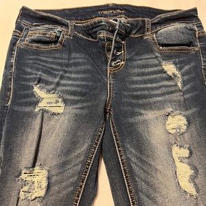 Women’s Maurices Destroyed Jeans | Size 7/8 | Like New!